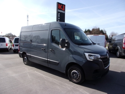 Renault Master IV T33